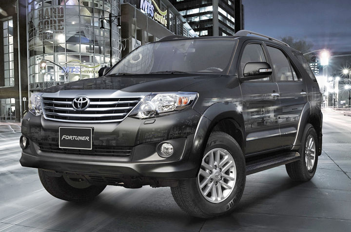 Thuê xe Toyota Fortuner 7 chỗ đi Tam Đảo